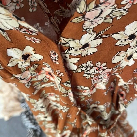 Faithfull the brand size medium wrap dress - Picture 3 of 6